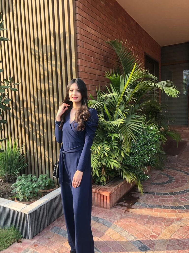 Rabial Saqib, blog author and Social Media Marketing Specialist at Devtrios, expert in SEO and content marketing